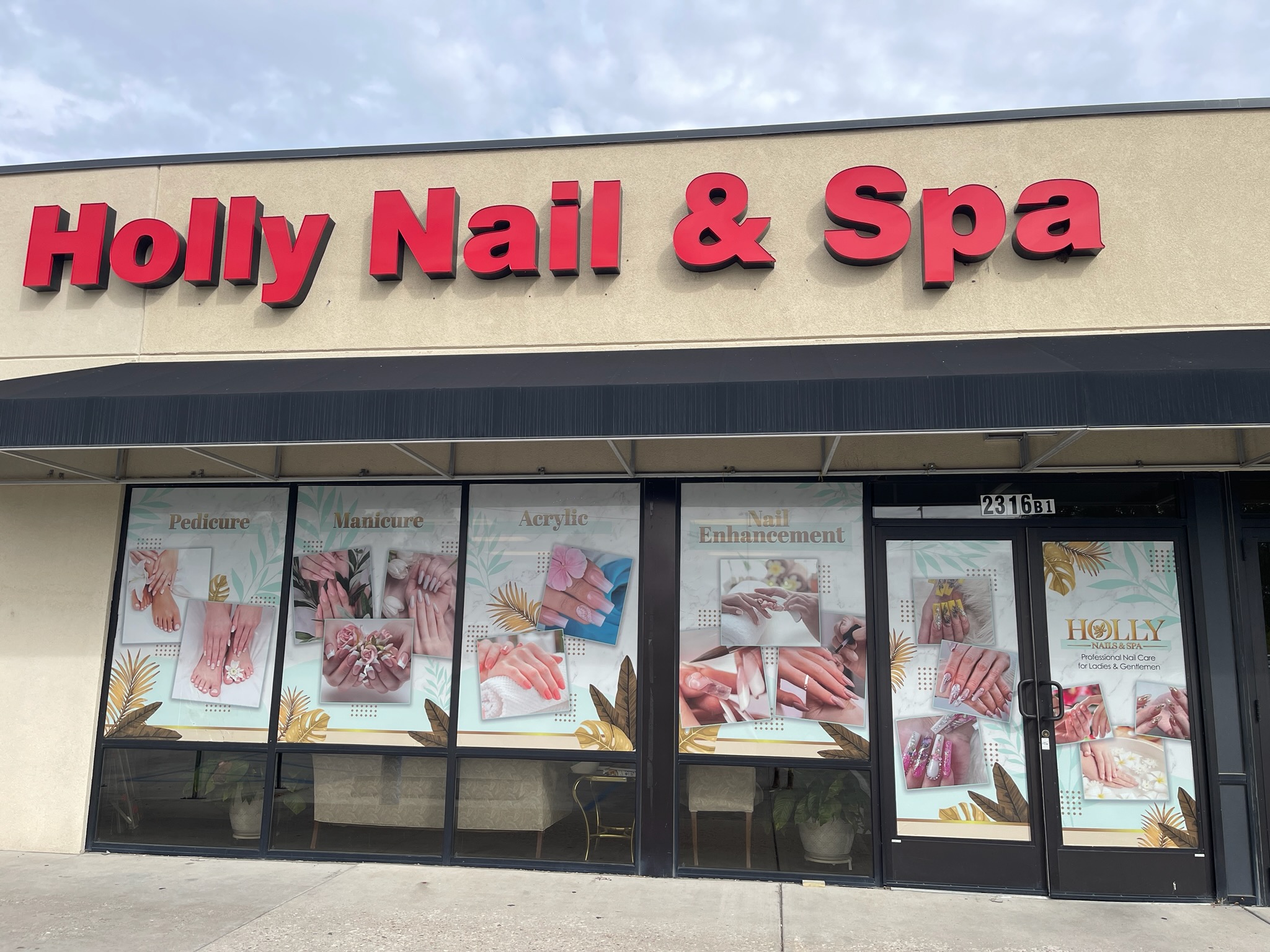 Storefront of Holly Nails & Spa at 2316 Dell Range Boulevard in Cheyenne, Wyoming
